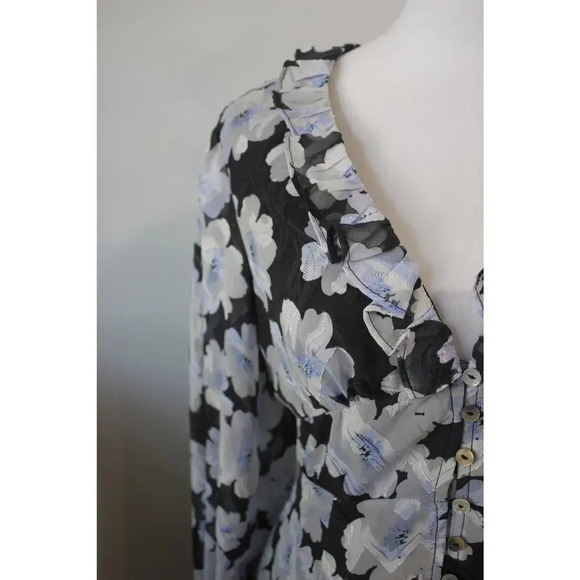 NWOT Teagan Floral Print V-Neck Long Ruffle Sleeve Midi Dress En Saison M - Picture 11 of 11